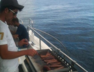  Asado en el barco 